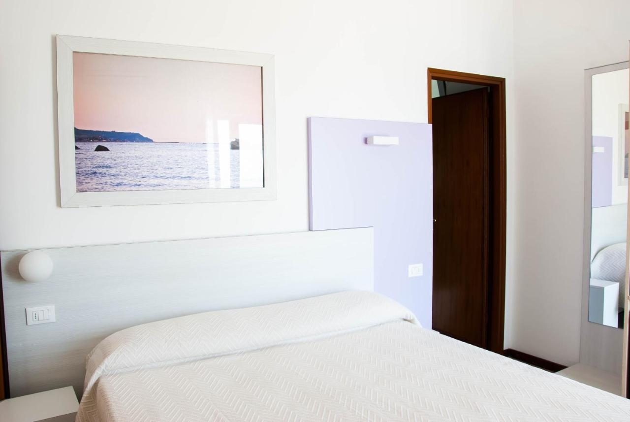 Hotel Eden Гротамаре Екстериор снимка