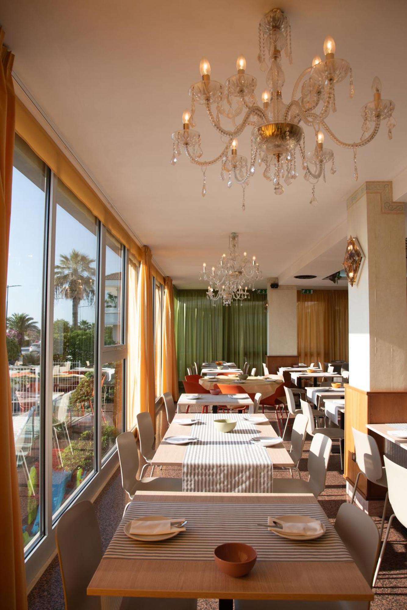 Hotel Eden Гротамаре Екстериор снимка