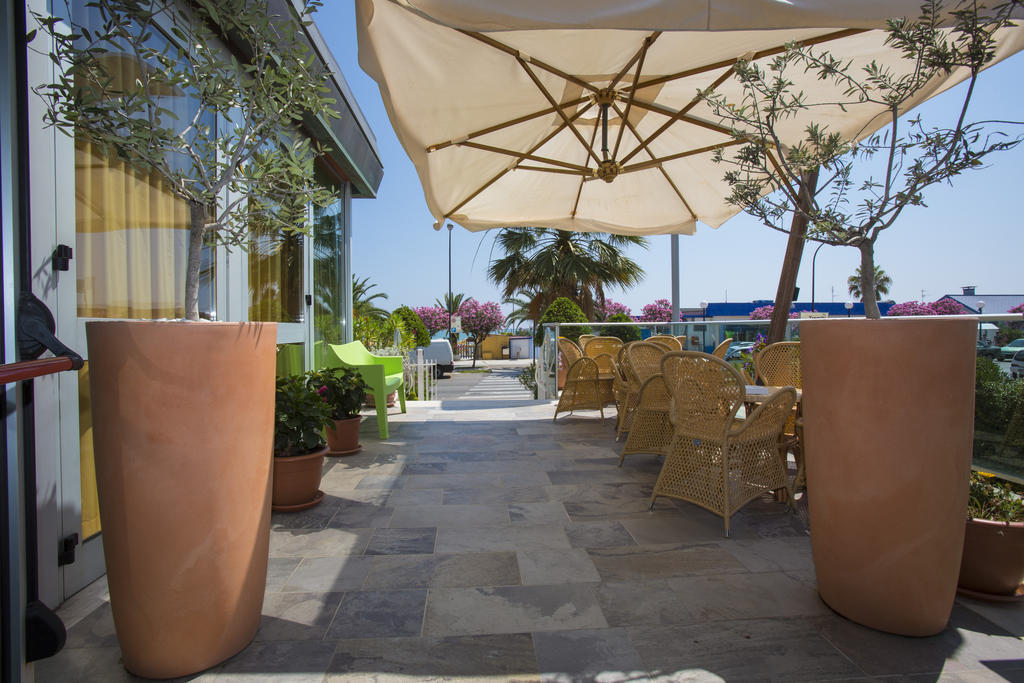Hotel Eden Гротамаре Екстериор снимка