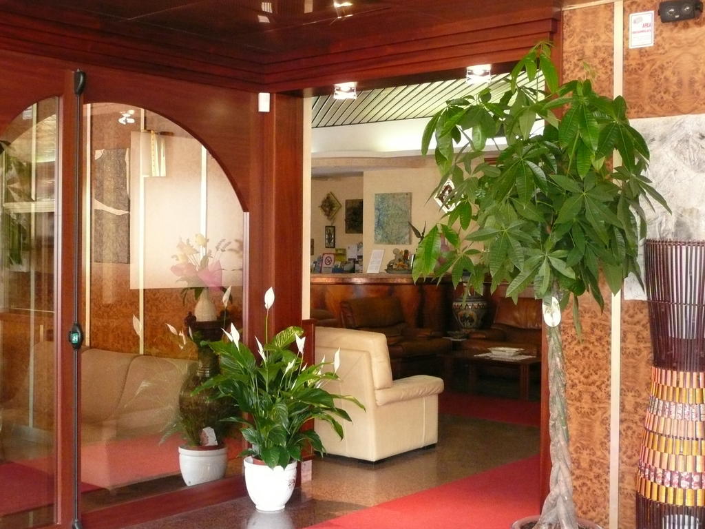 Hotel Eden Гротамаре Екстериор снимка